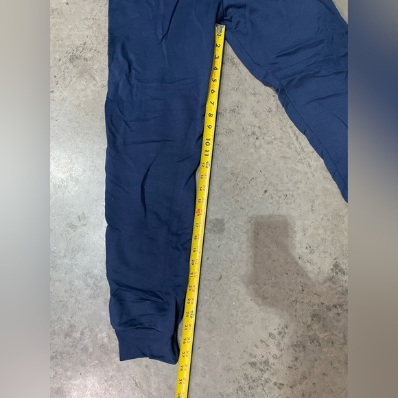 Hanes navy blue comfy cotton sweat pants with front pockets and one back pocket - Picture 10 of 11